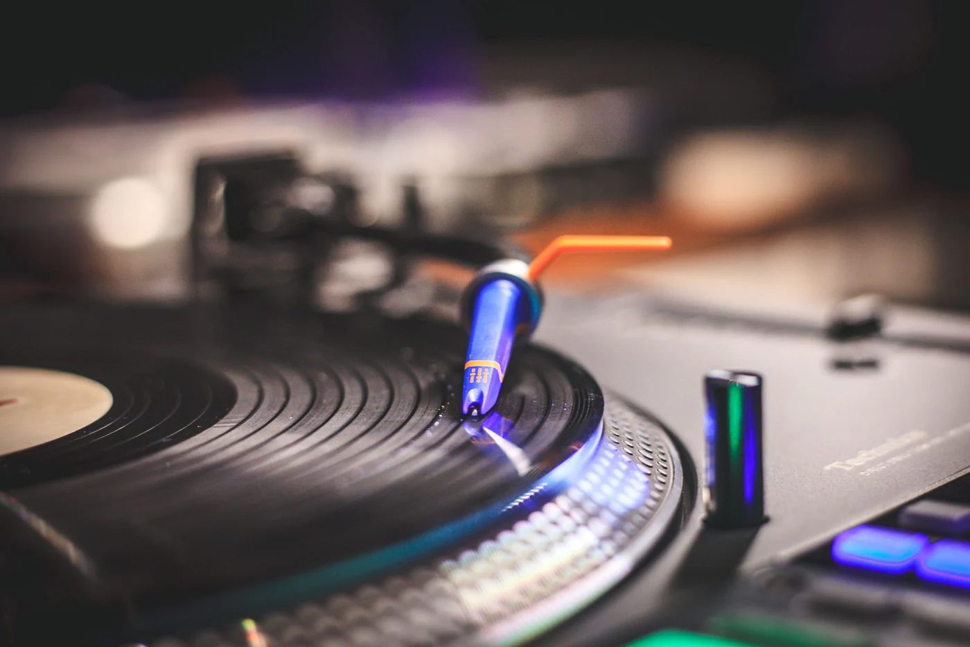 cellule platine vinyle dj mariage montpellier nimes